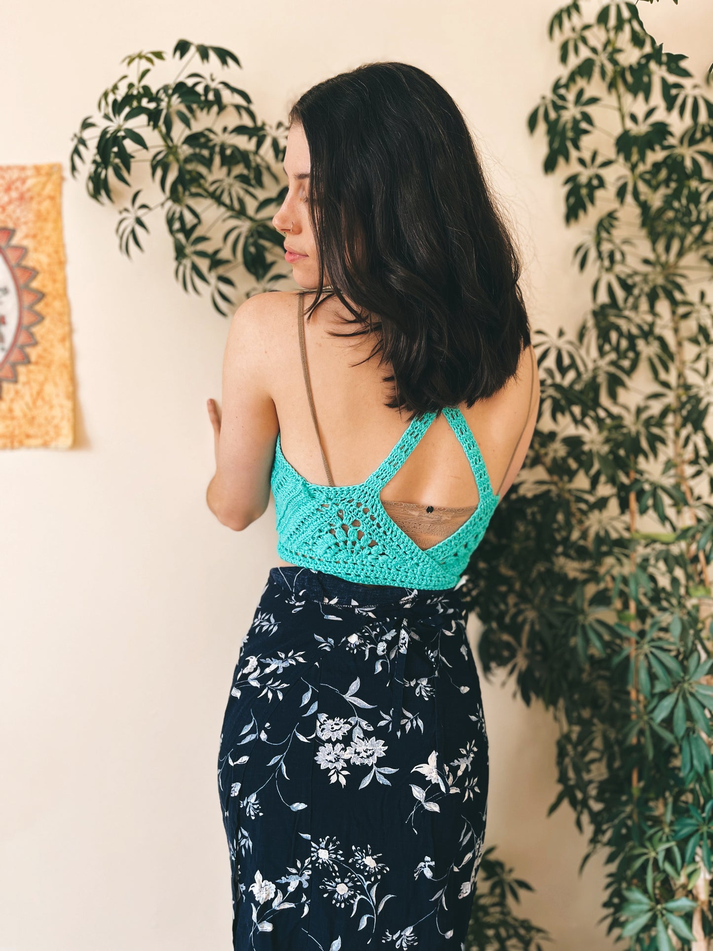 minty crop top